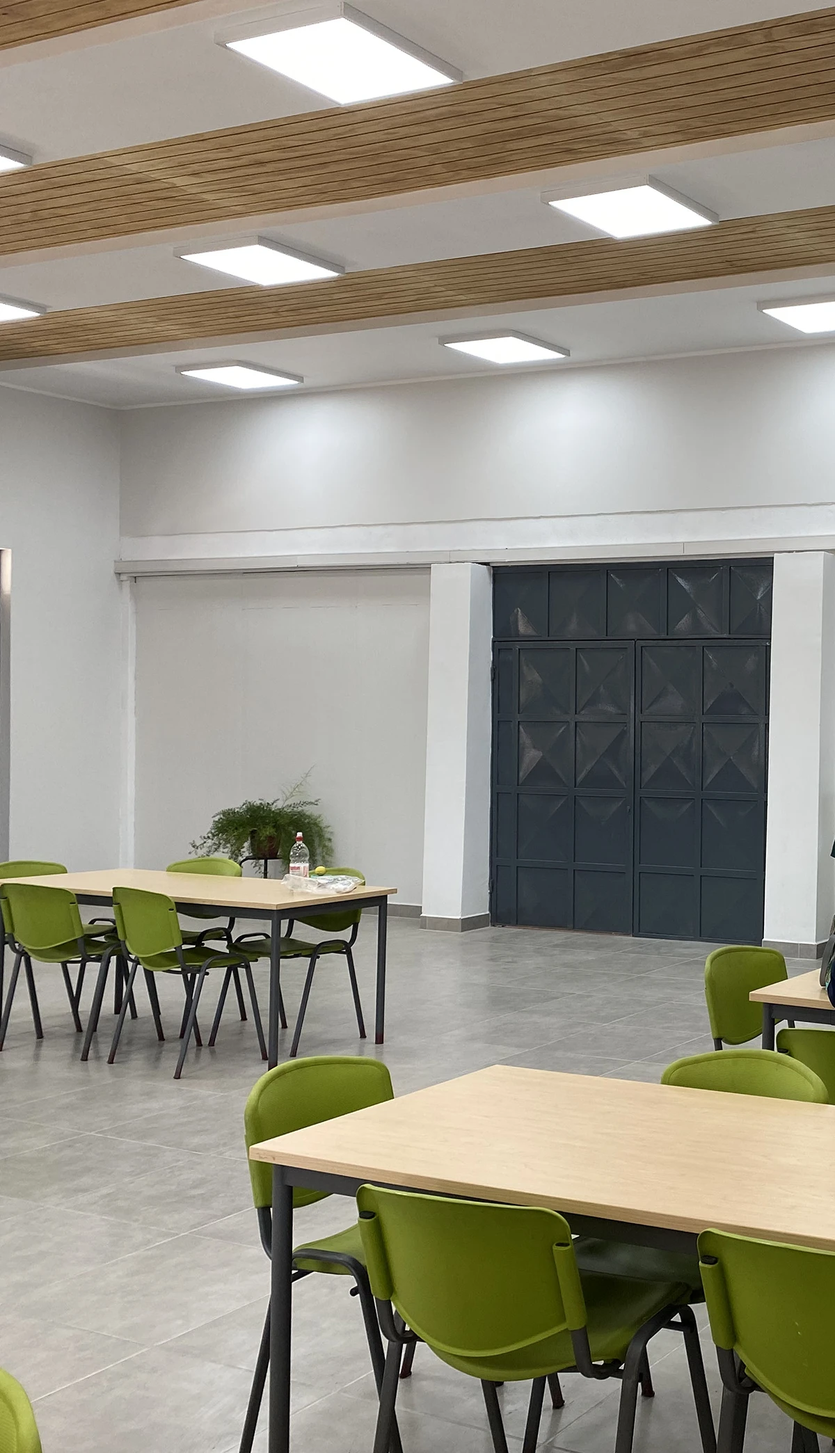 Comedor Colegio San Francisco Javier - Imagen 3