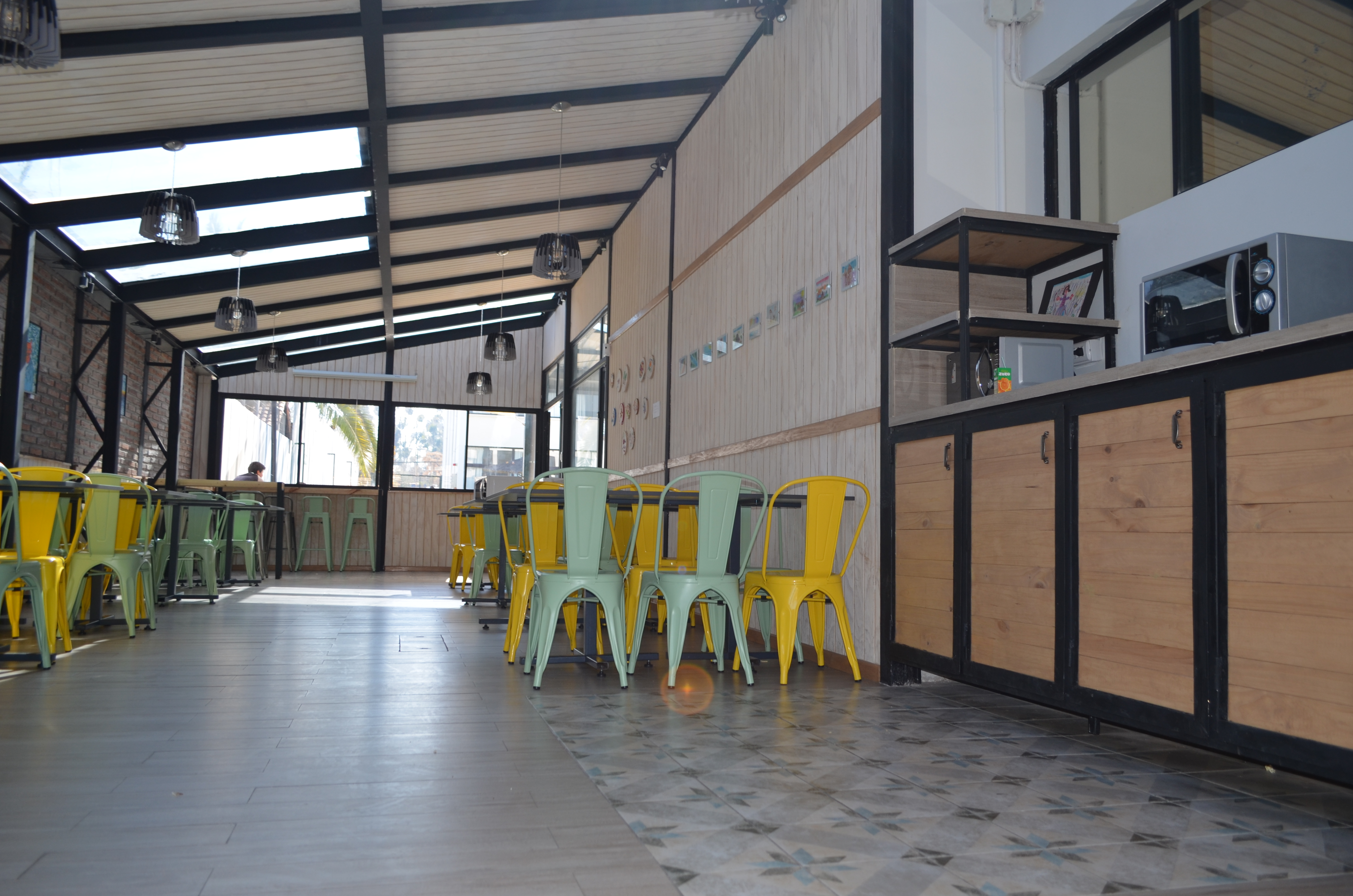 Cafetería Colegio la abadía - Imagen 4